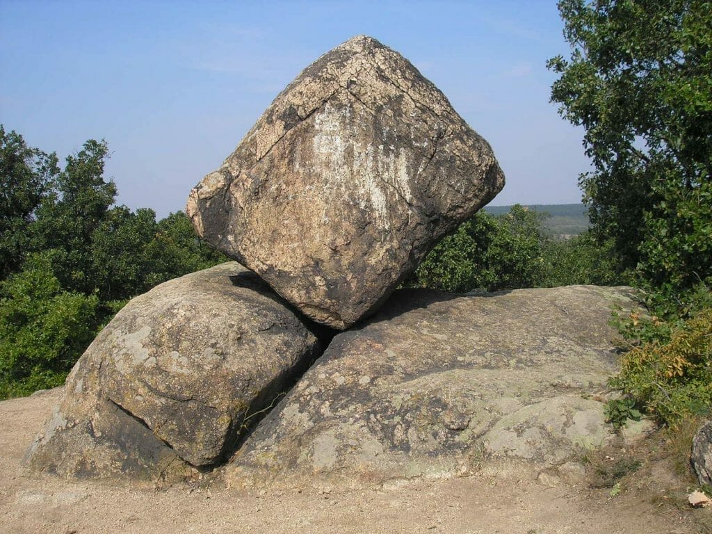 Pákozd, Kocka